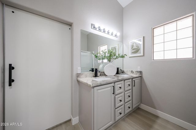 2252 E MARIPOSA GRANDE --, Phoenix, AZ 85024