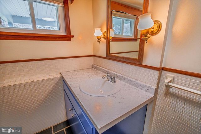 504 LEUCKEL AVE, Hamilton, NJ 08619