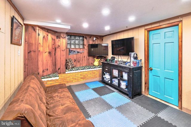 504 LEUCKEL AVE, Hamilton, NJ 08619