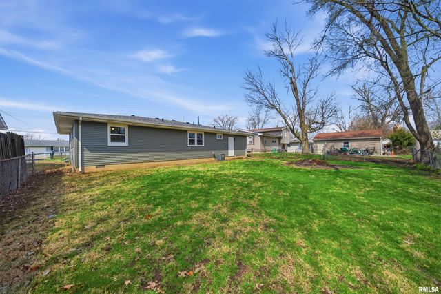 206 WINSTON Lane, Bartonville, IL 61607