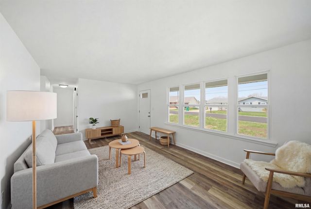 206 WINSTON Lane, Bartonville, IL 61607