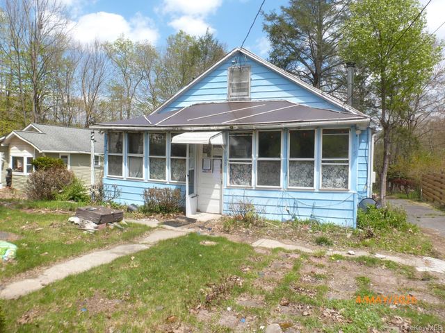 15 Davis Lane, South Fallsburg, NY 12779