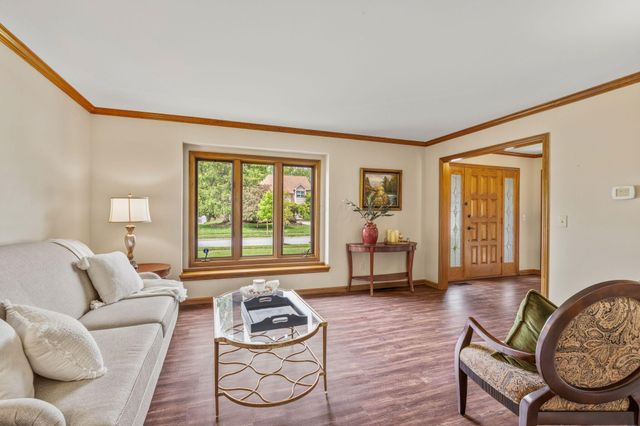 1067 Weatherwood Court, Westerville, OH 43082