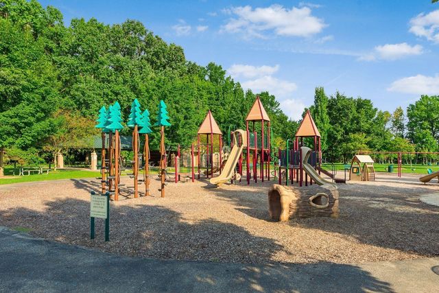 1067 Weatherwood Court, Westerville, OH 43082
