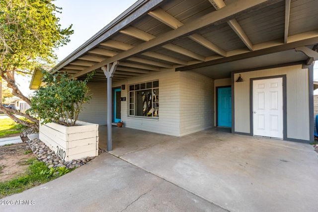 2402 N 37TH Street, Phoenix, AZ 85008