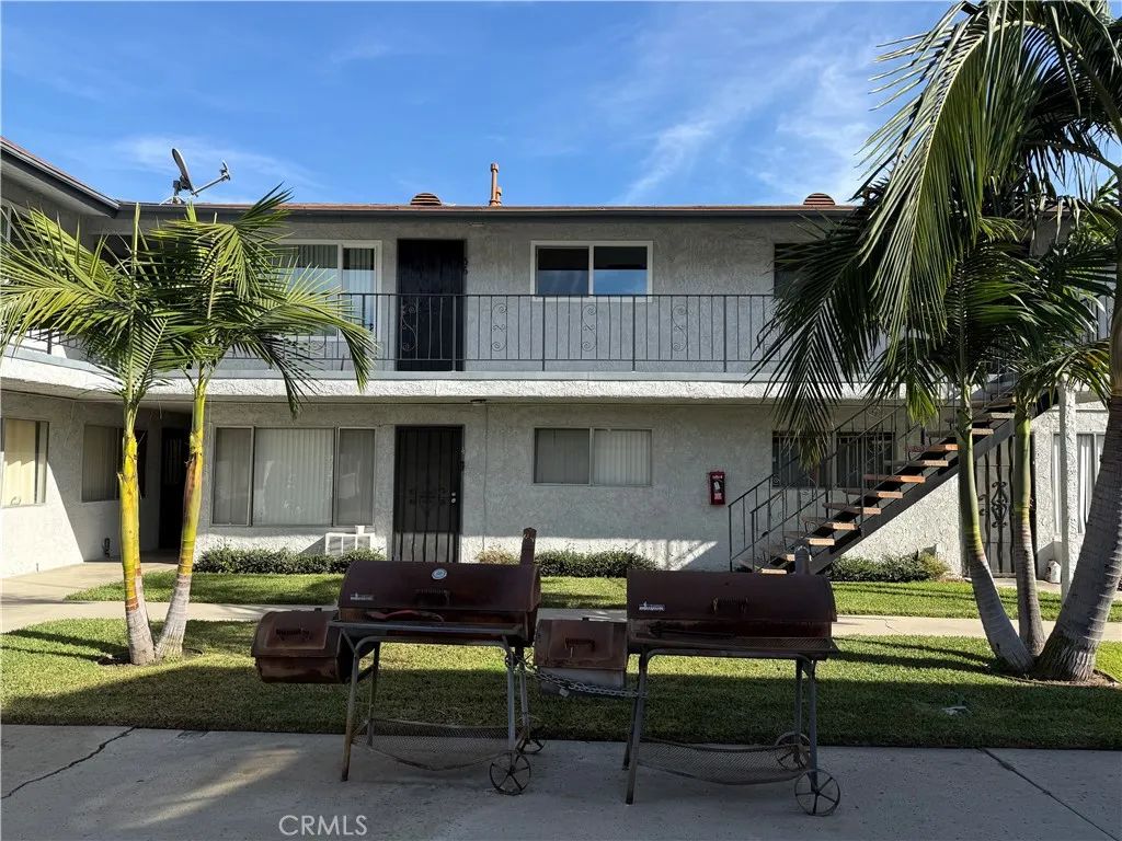 2890 E Artesia 36, Long Beach, CA 90805