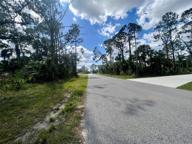 VIZZA LANE, North Port, FL 34286