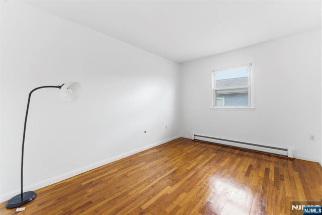 443 5th Street 2, Palisades Park, NJ 07650