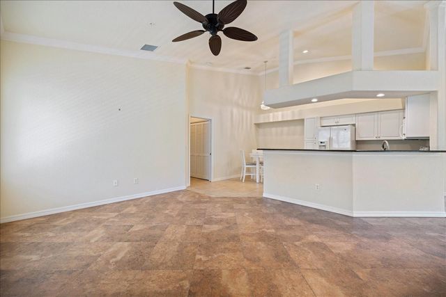 300 GARDENS EDGE DRIVE 324, Venice, FL 34285