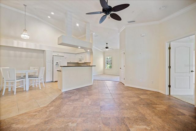 300 GARDENS EDGE DRIVE 324, Venice, FL 34285