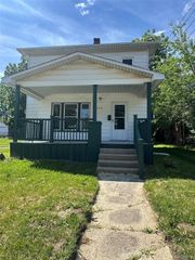 826 E Mount Morris Street, Mt. Morris, MI 48458