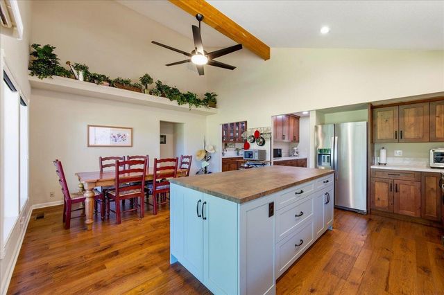 11306 Ringtail Rd, Penn Valley, CA 95946