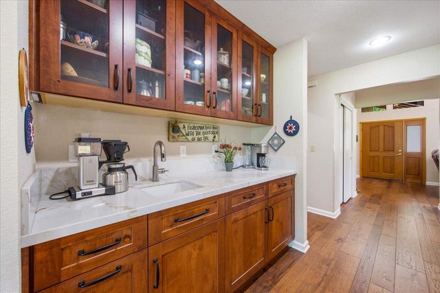 11306 Ringtail Rd, Penn Valley, CA 95946