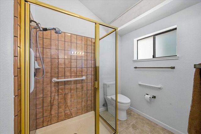 11306 Ringtail Rd, Penn Valley, CA 95946