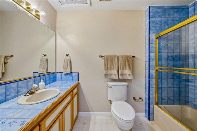 11306 Ringtail Rd, Penn Valley, CA 95946