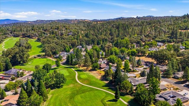 11306 Ringtail Rd, Penn Valley, CA 95946