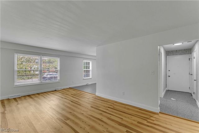 3279 Warrensville Center Road 15D, Shaker Heights, OH 44122