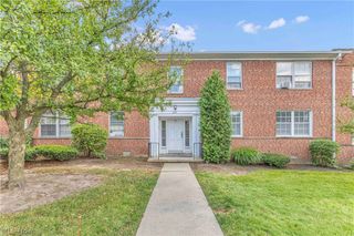 3279 Warrensville Center Road 15D, Shaker Heights, OH 44122