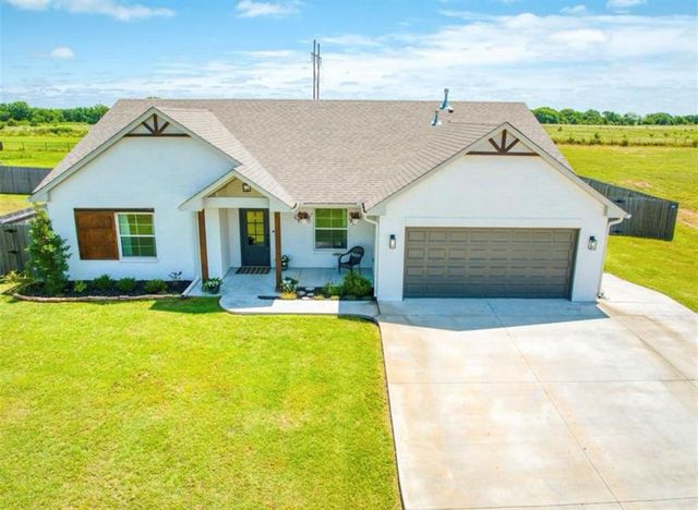 11611 Carefree Lane, Shawnee, OK 74804