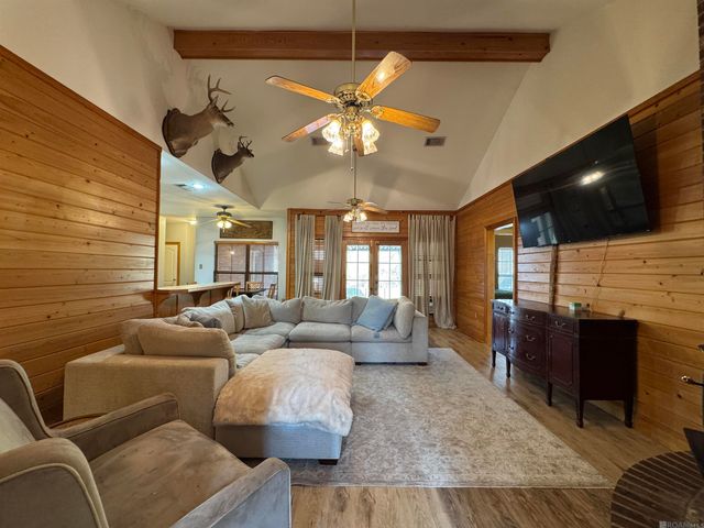 7891 Hillside Dr, Clinton, LA 70722