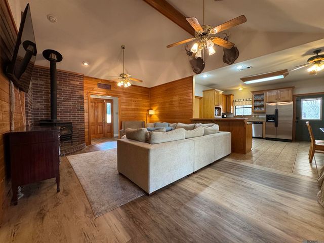 7891 Hillside Dr, Clinton, LA 70722