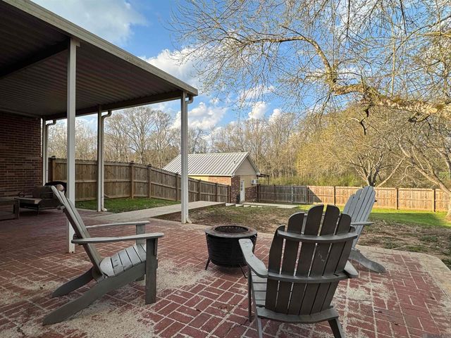 7891 Hillside Dr, Clinton, LA 70722