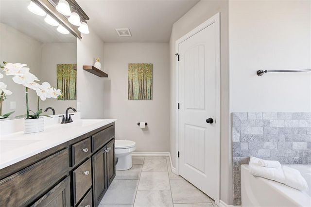 3321 NW 162nd Street, Edmond, OK 73013