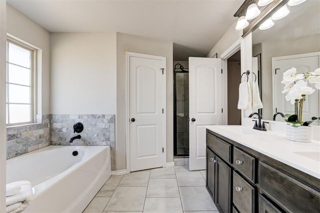 3321 NW 162nd Street, Edmond, OK 73013