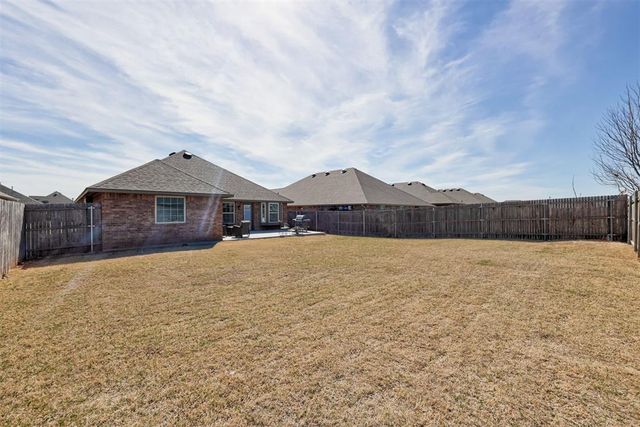3321 NW 162nd Street, Edmond, OK 73013