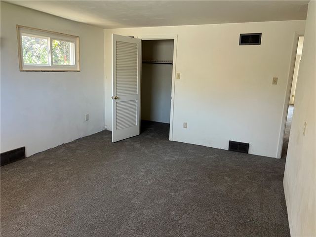 1512 Ridge Ave, New Kensington, PA 15068