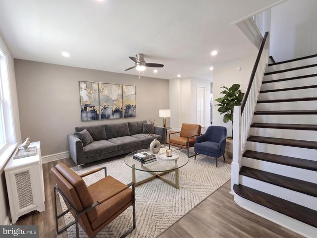 1026 HANSEN, Collingdale, PA 19023