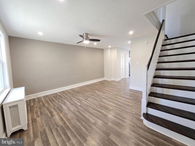 1026 HANSEN, Collingdale, PA 19023