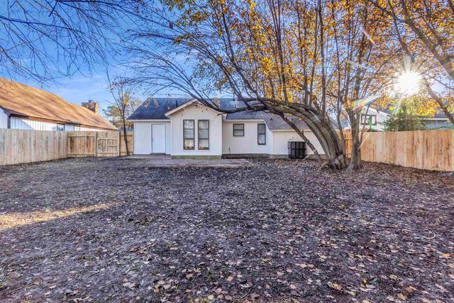 4579 CRUMP RD, Memphis, TN 38141