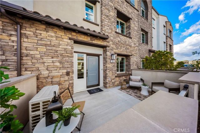 2857 Via Descanso, Camarillo, CA 93012