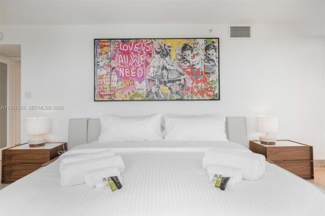 5225 Collins Ave 1221, Miami Beach, FL 33140