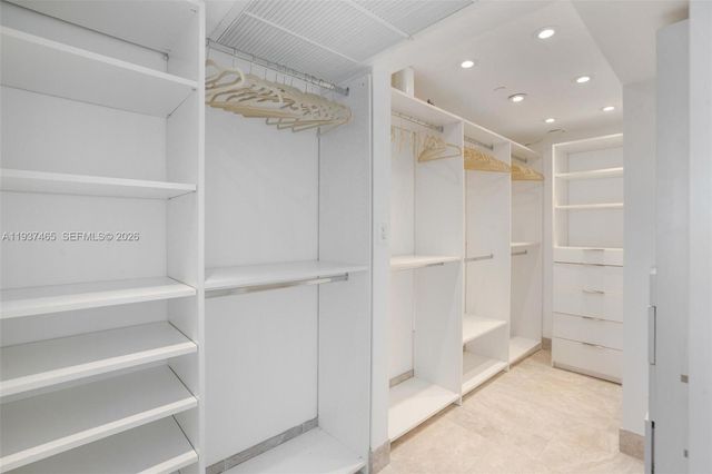 5225 Collins Ave 1221, Miami Beach, FL 33140