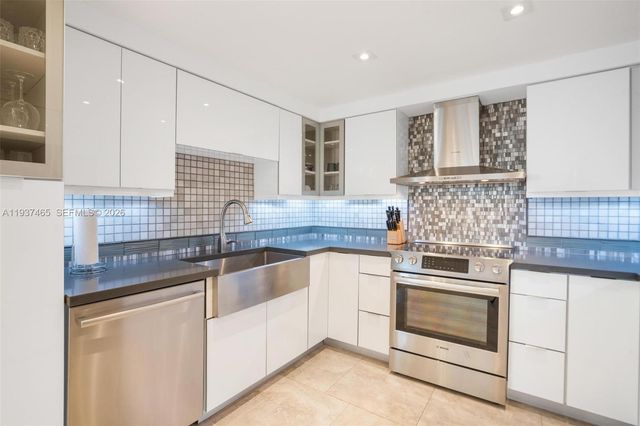 5225 Collins Ave 1221, Miami Beach, FL 33140