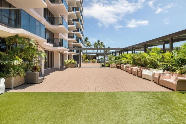 5225 Collins Ave 1221, Miami Beach, FL 33140