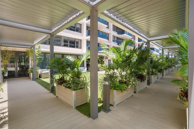 5225 Collins Ave 1221, Miami Beach, FL 33140