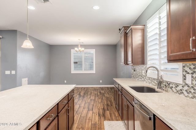 6927 W PUGET Avenue, Peoria, AZ 85345