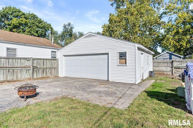 1705 E Keys Street, Springfield, IL 62702
