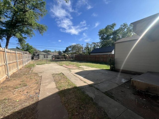 2620 25th Street, Lubbock, TX 79410
