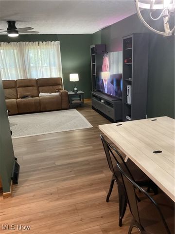 707 Parkview Avenue, Canal Fulton, OH 44614