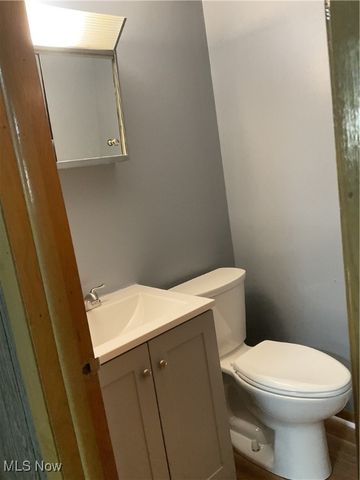 707 Parkview Avenue, Canal Fulton, OH 44614