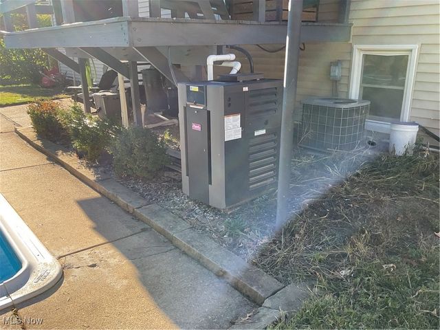 707 Parkview Avenue, Canal Fulton, OH 44614