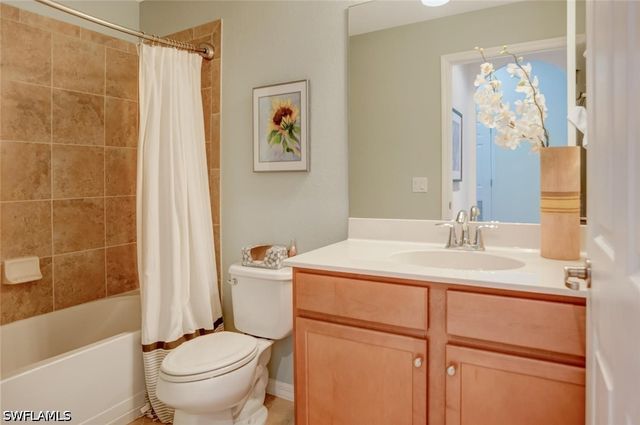 9731 Acqua CT 523, Naples, FL 34113