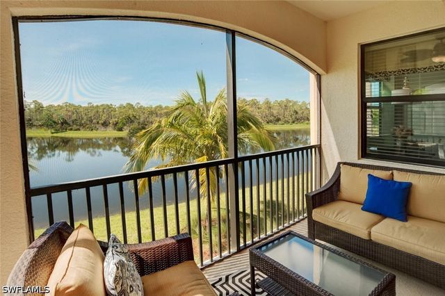 9731 Acqua CT 523, Naples, FL 34113