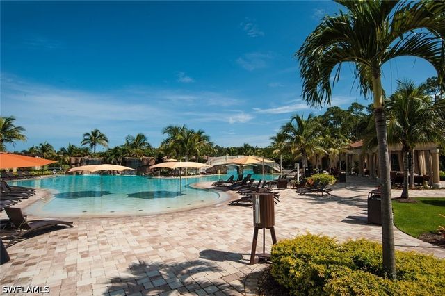 9731 Acqua CT 523, Naples, FL 34113