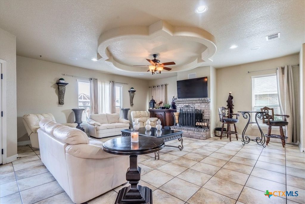 Image 11 of property listing at 913 Overcup Drive, San Marcos, TX 78666
