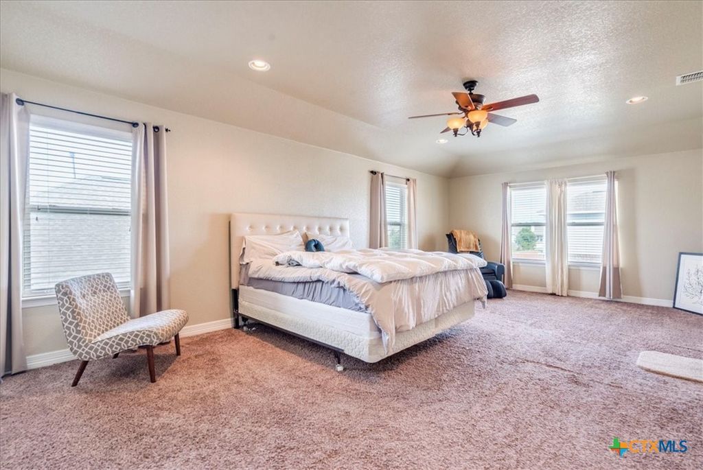 Image 18 of property listing at 913 Overcup Drive, San Marcos, TX 78666